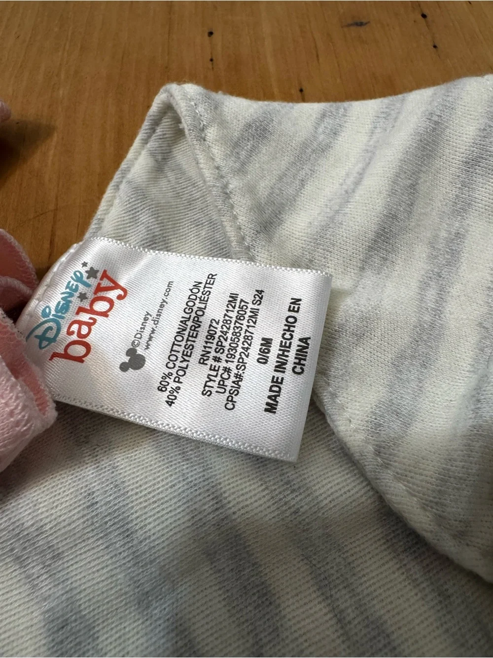 Disney Pink & Gray Minnie Mouse Bib and Mittens Set